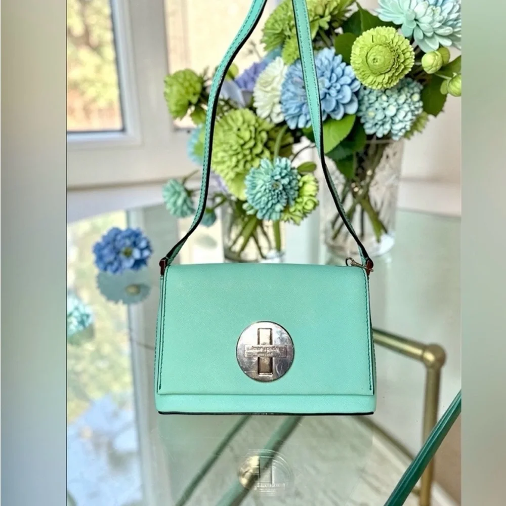 Kate Spade New York Sally Turn-Lock Shoulder Bag – Mint Green (EUC)